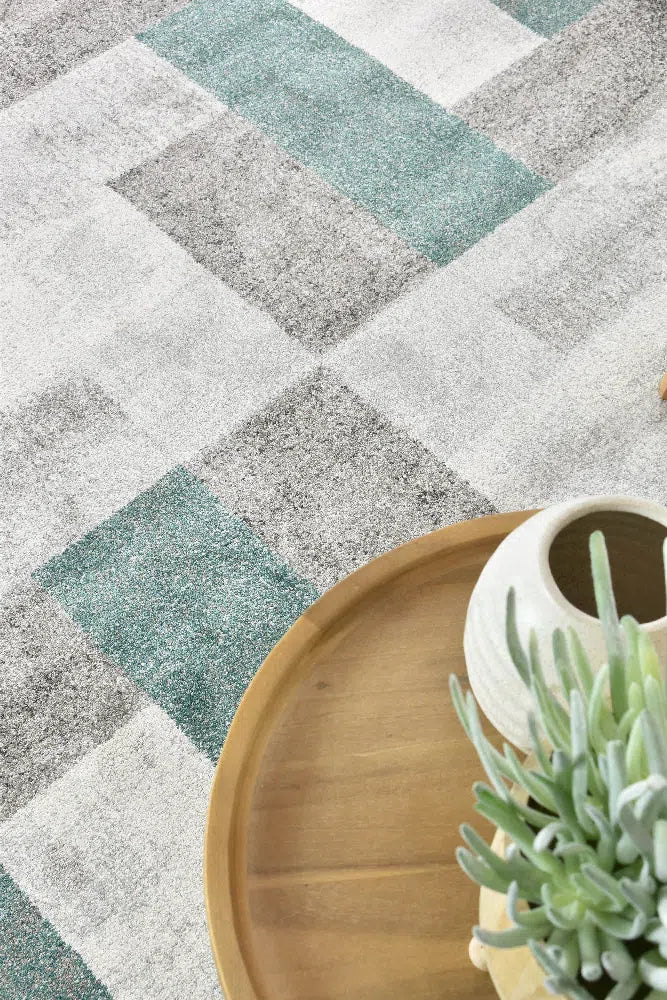 Chester 34 Emerald Green Rug