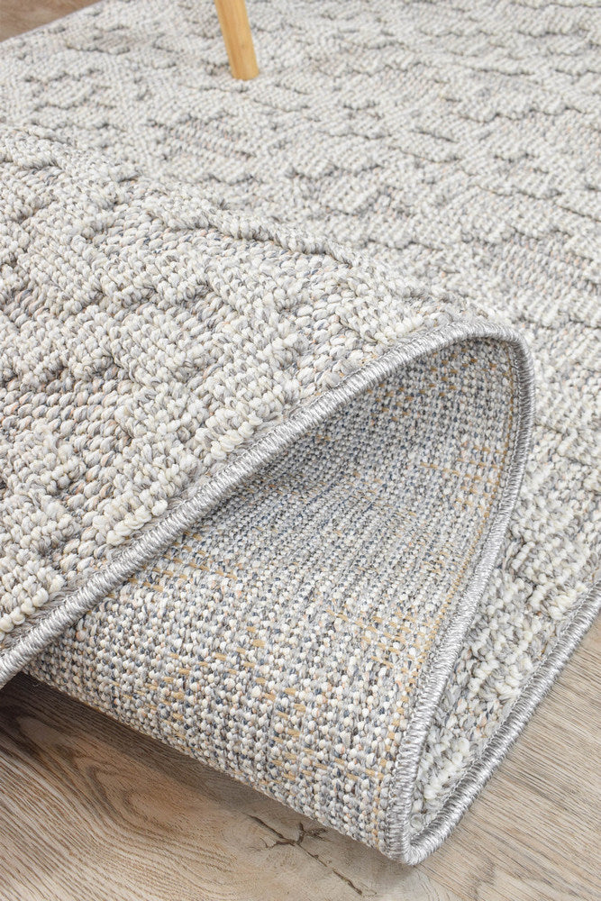 Colorado Chevron Light Grey Outdoor Rug