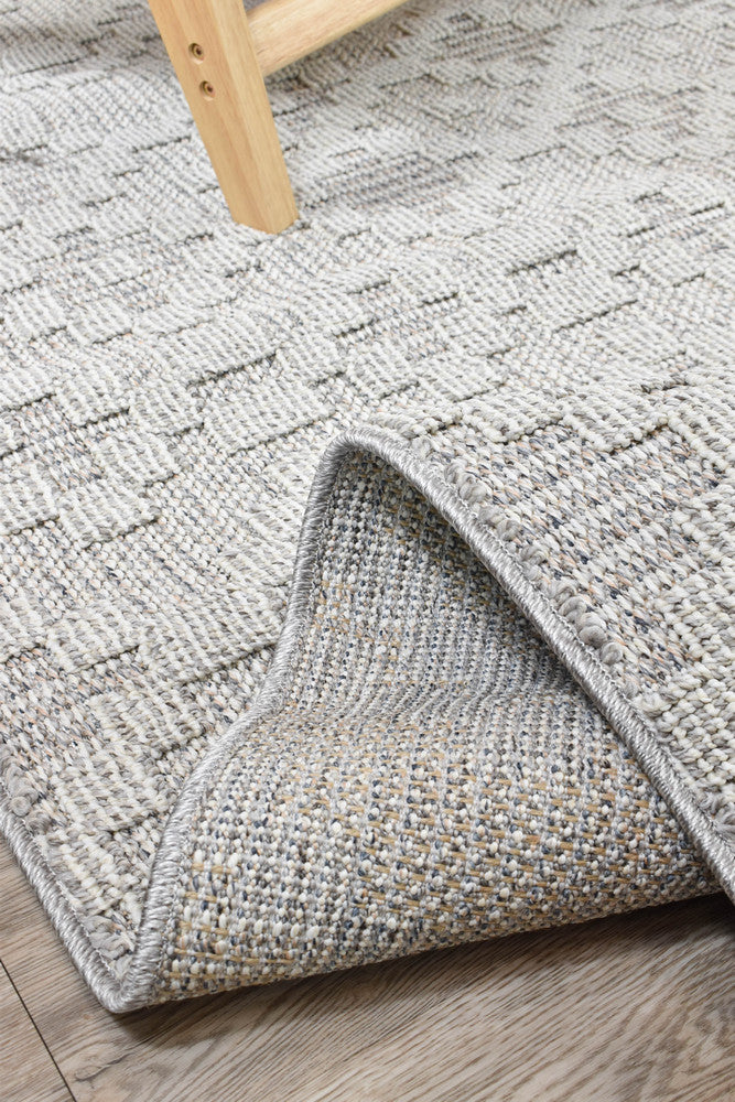 Colorado Chevron Light Grey Outdoor Rug