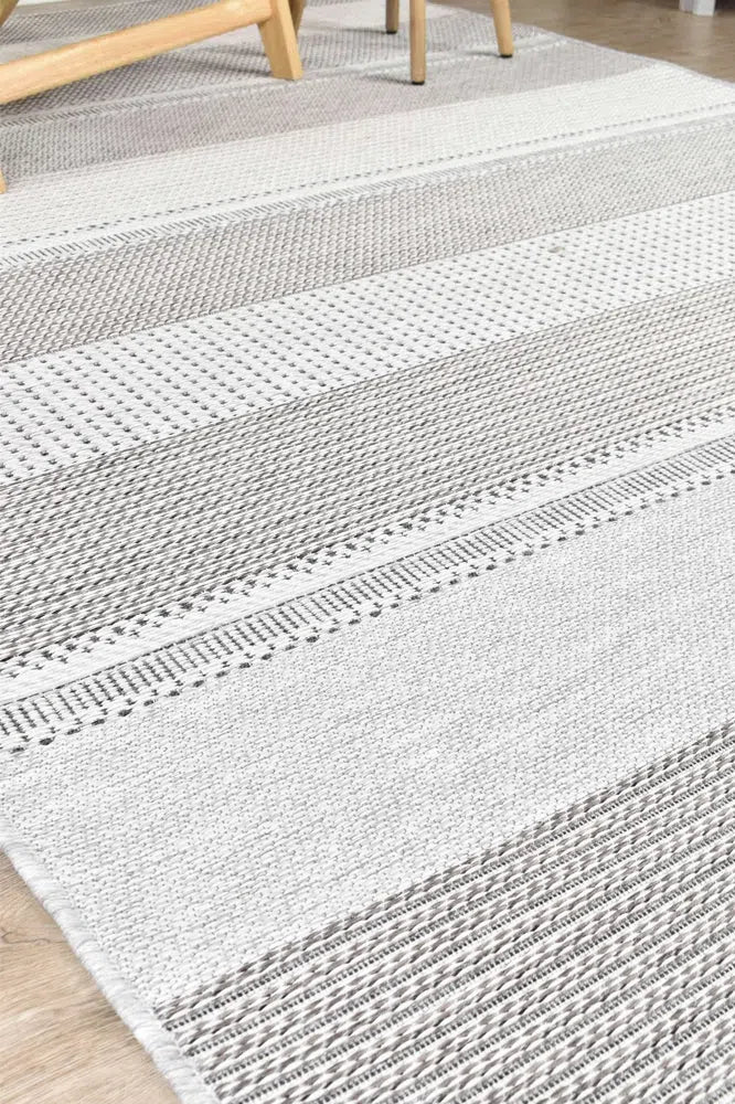 Vermont 37 Grey Outdoor Rug