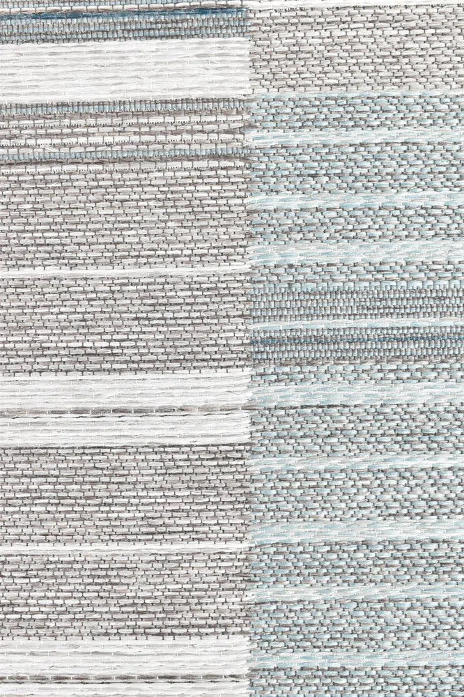 Vermont 54 Soft Blue Outdoor Rug