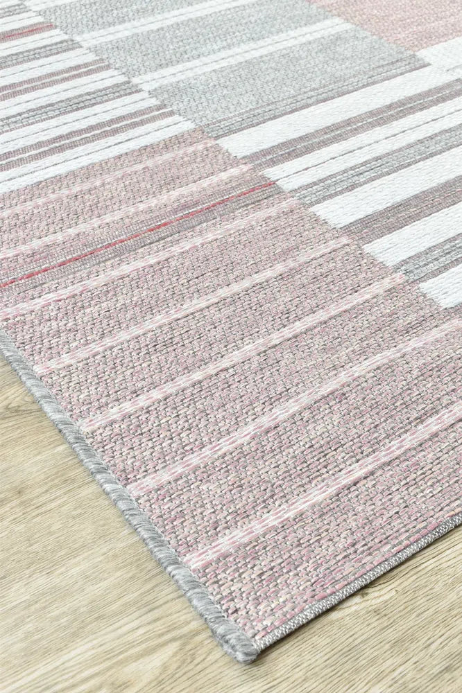Vermont 54 Lilac Outdoor Rug