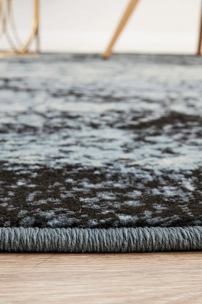 Elisabeth Heritage Rug Navy