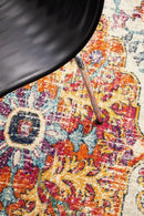 Evoke Carnival White Transitional Round Rug