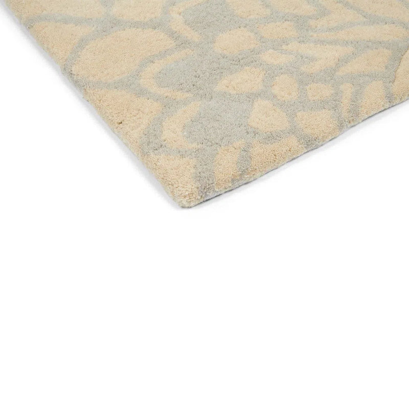 Florence Broadhurst Japanese Floral Oyster 039701