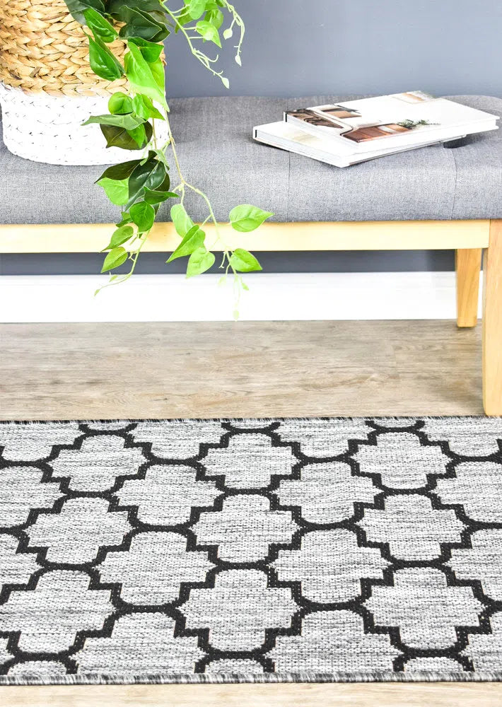 Alaska Indoor Outdoor 68 Grey Rug