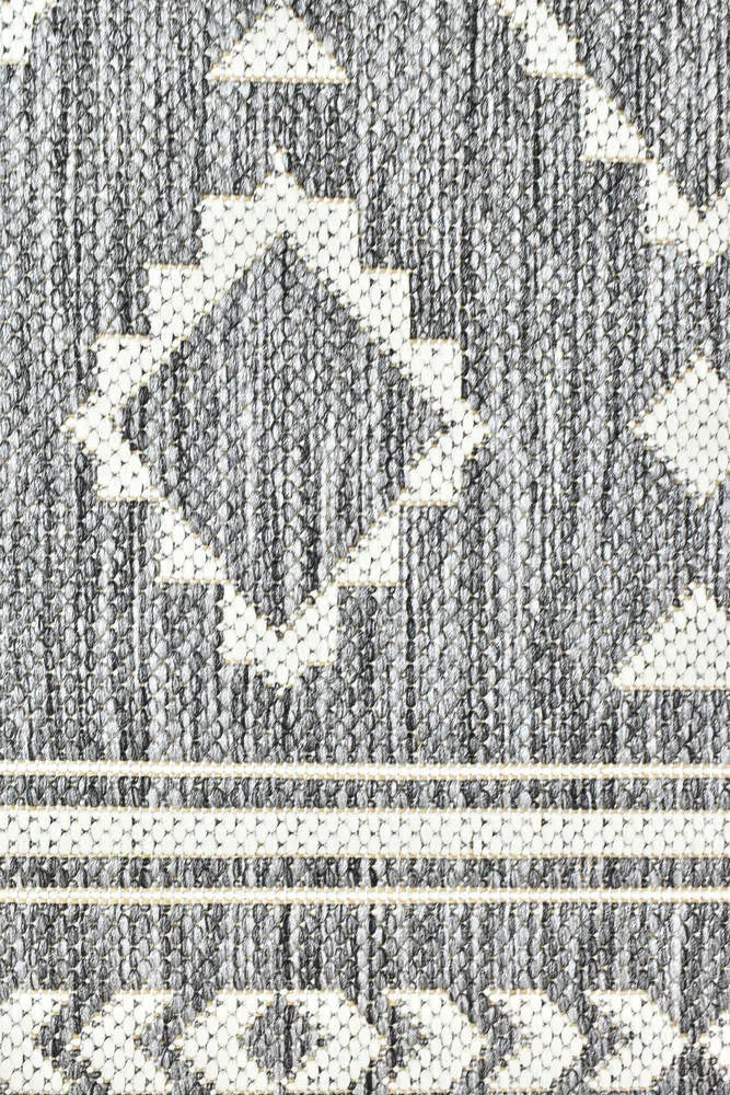 Alaska Indoor Outdoor 33 Grey Cream Rug