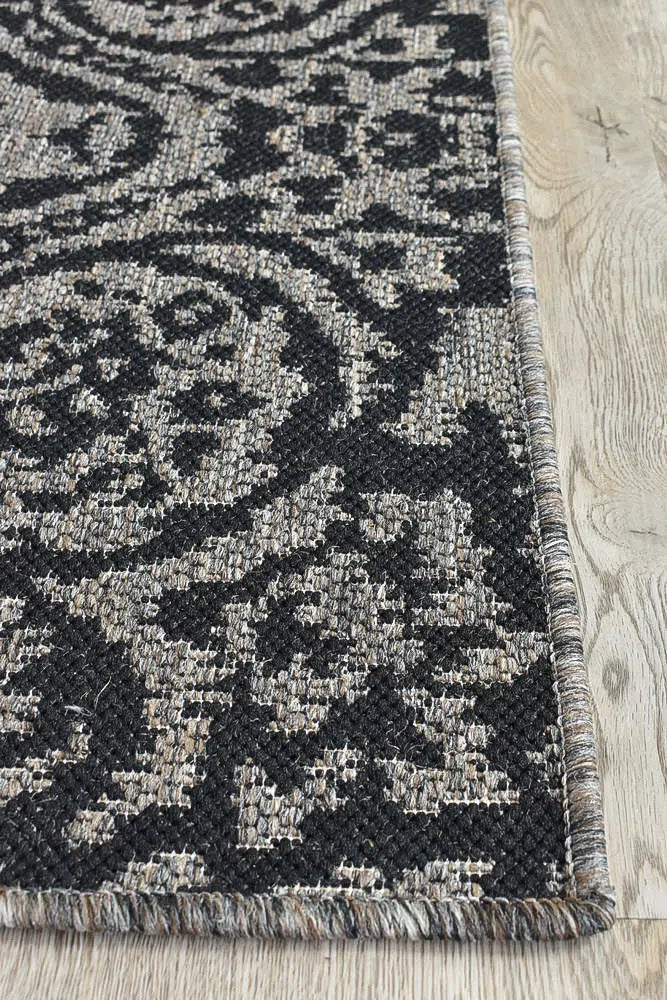 Alaska Indoor Outdoor 05 Brown Black Rug