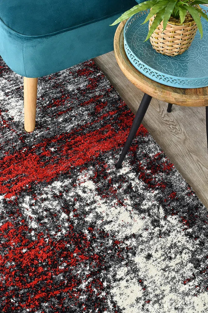 Dahlia 651 Red Rug