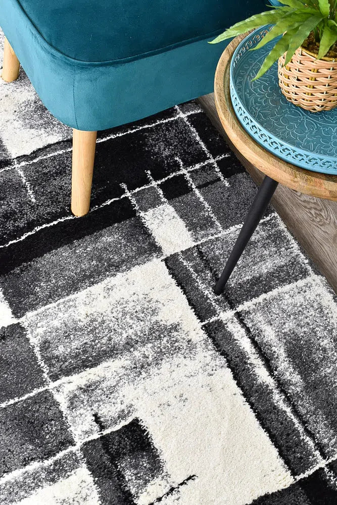 Dahlia 297 Black Rug