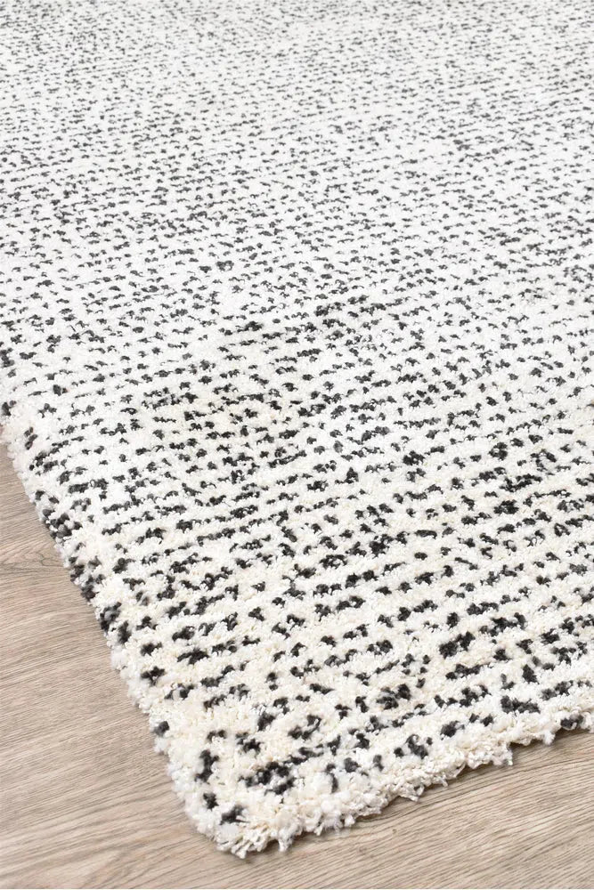 Naomi Polka Ivory Shag Rug