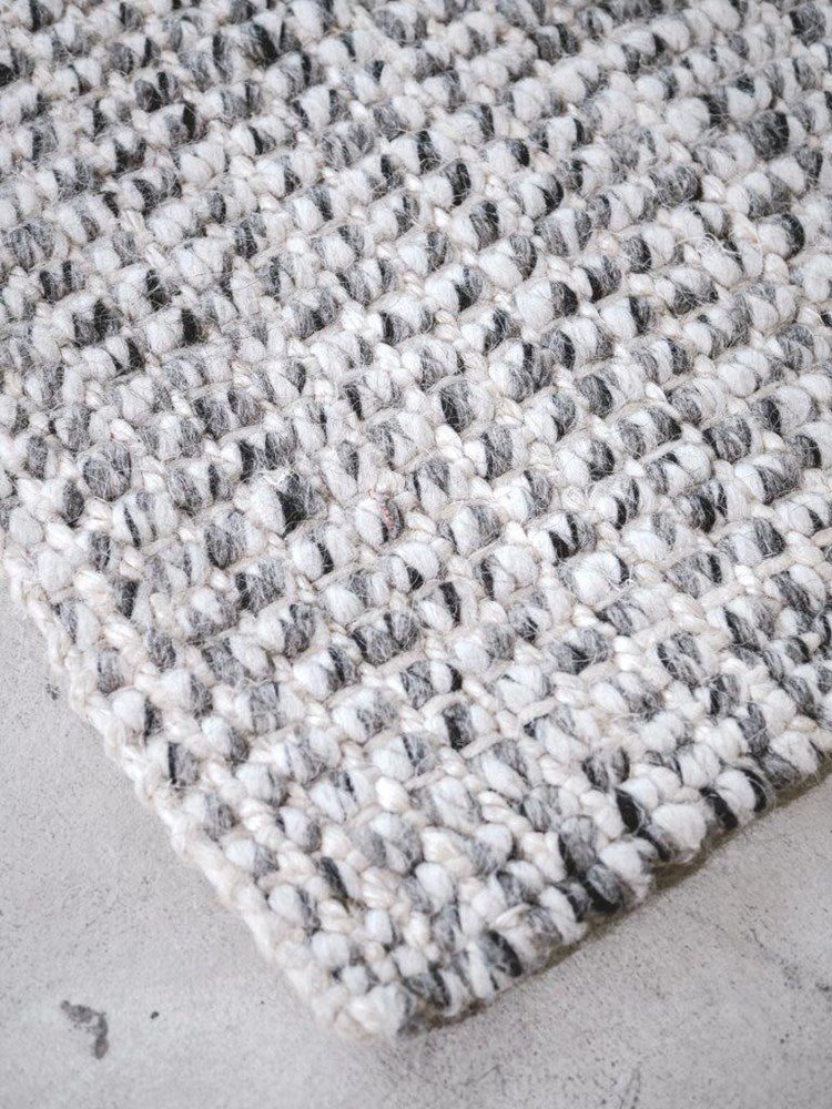 Orion Silver Wool Rug