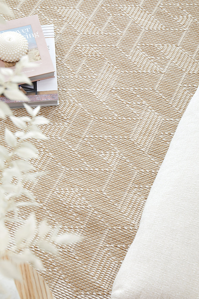 Patio Kudo Natural Indoor Outdoor Rug