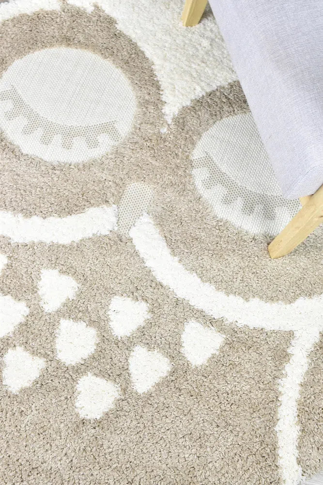 Mr&Mrs Owl 527 Beige Round Rug