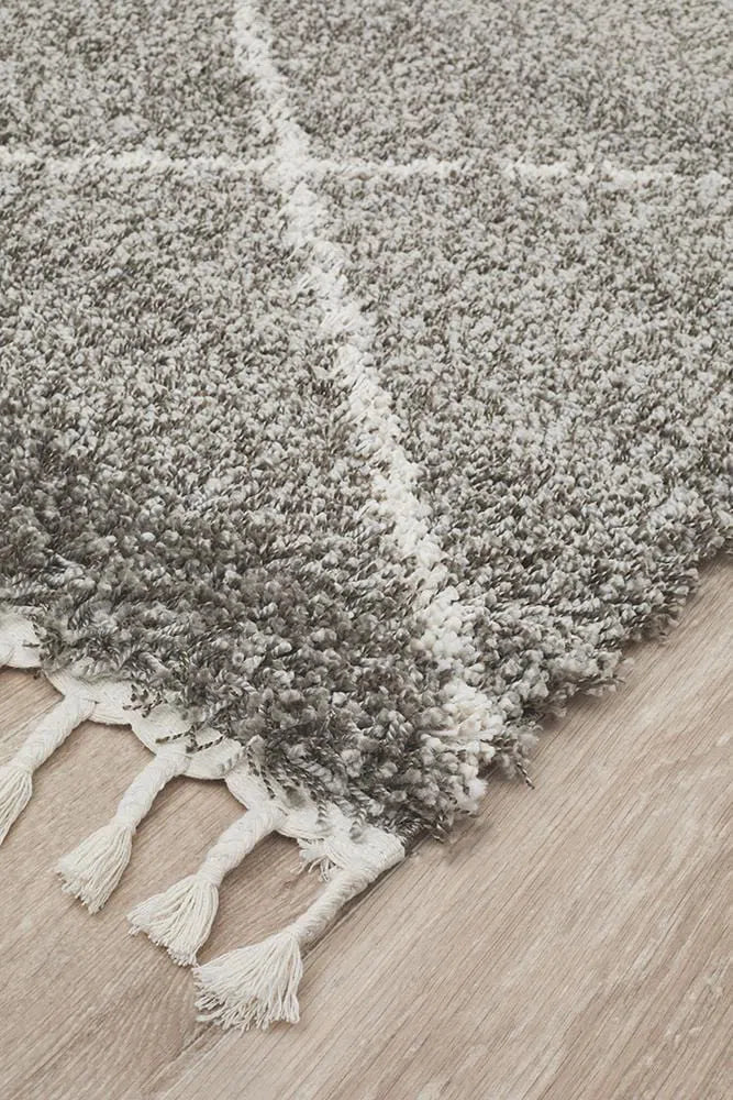 Saffron 22 Grey Rug