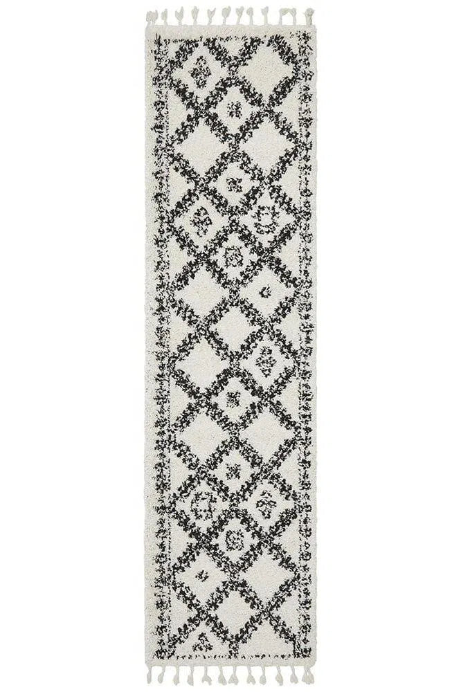 Saffron 33 White Runner Rug