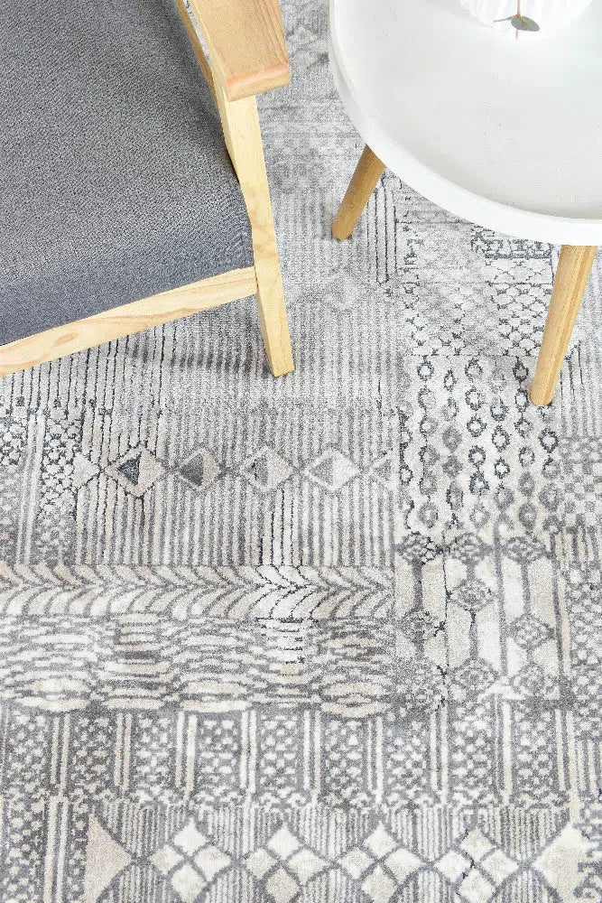 Seqouia 240 Charcoal Rug