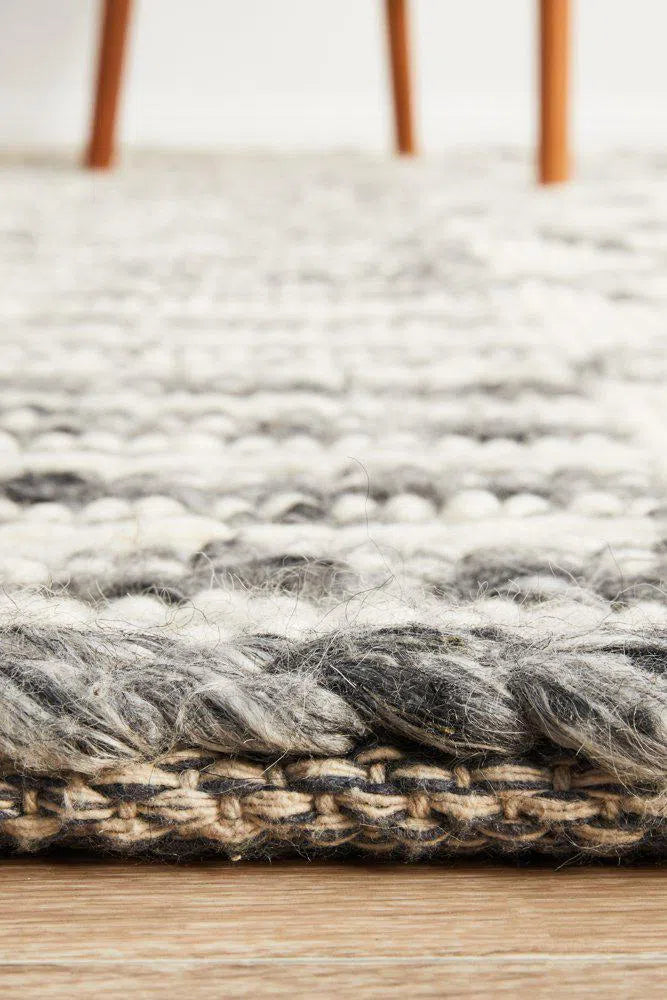 Hellena Braied Grey Wool Rug