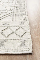 Hudson-Salena Rug Ivory
