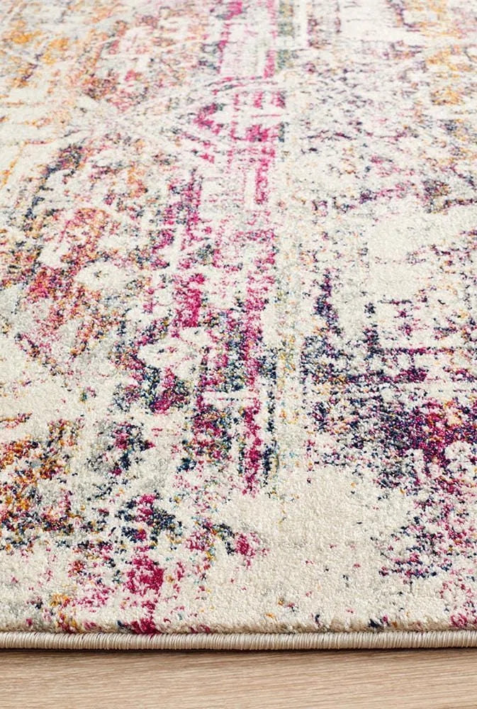 Museum-Museum Lili Fuschia Rug