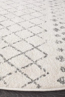 Oasis-Oasis Selma White Grey Tribal Round Rug