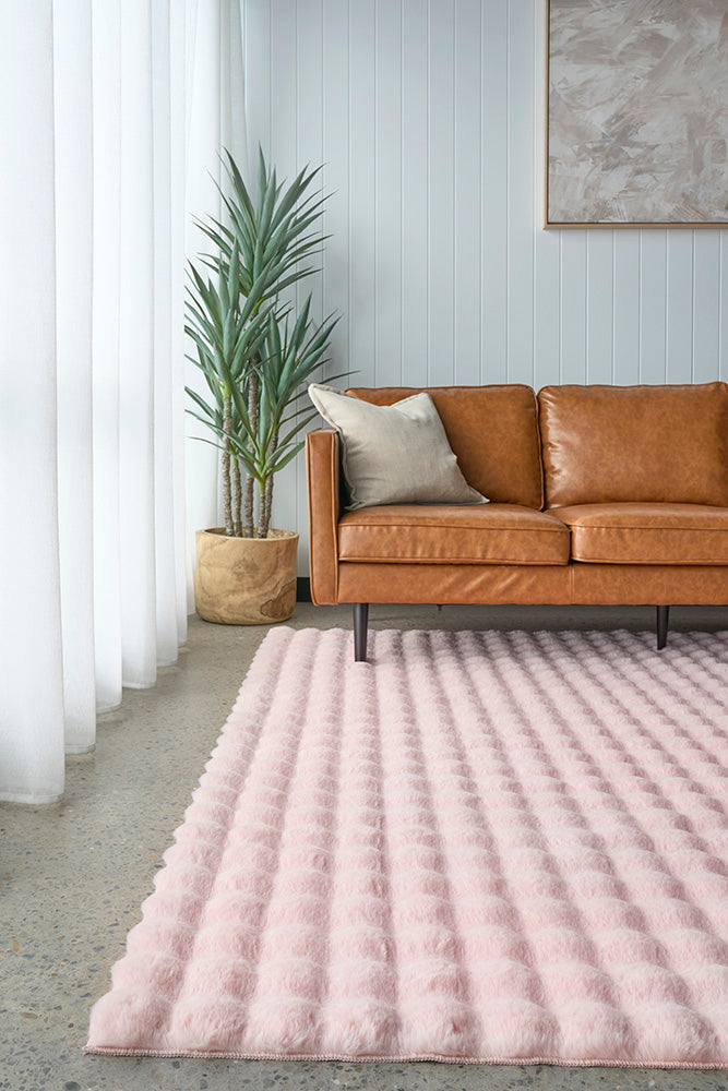 Bubble Blush Machine Washable Rug