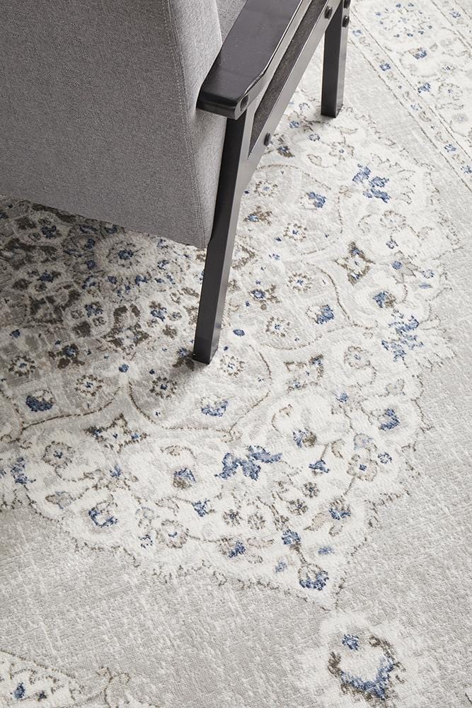 Emotion 77 Silver Rug