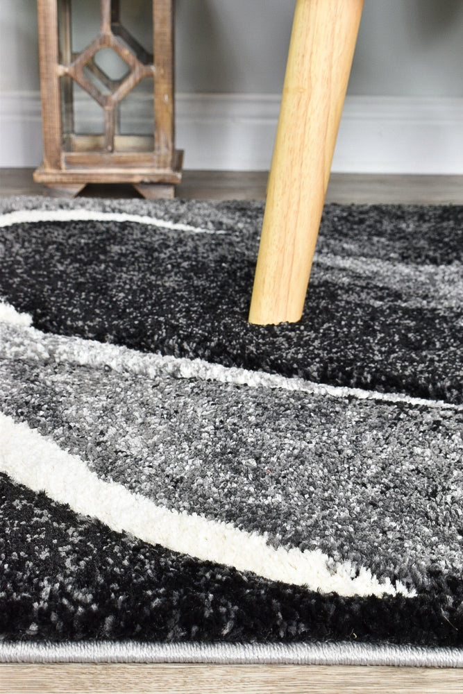 Dahlia 37 Dark Grey Rug
