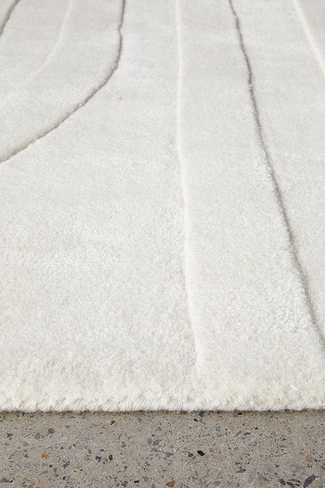 Summit Trail White Rug