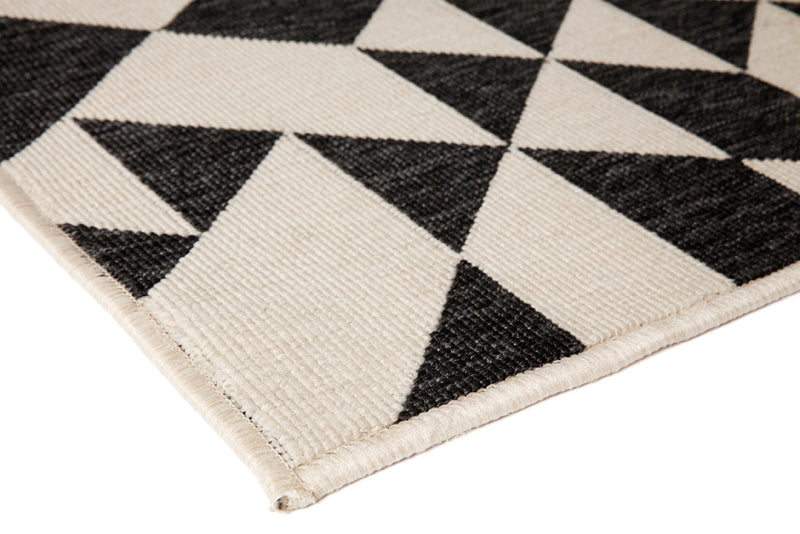 Yuma Black & Cream Outdoor Rug